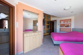 LIVAS Corinth Seaside Family Apartment - Kórinthos - 4