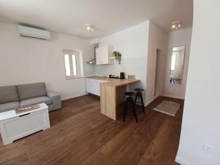 Apartment Lilly with Amazing City View - Hvar - 1