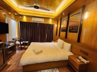 TUPTUP Resto & Resort - Ināni - 2