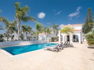 Sunrise Villas - Ayia Napa - 9