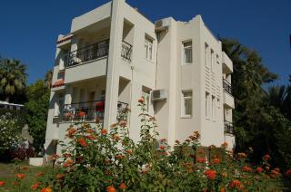 Linda Apart Hotel - Side - 0