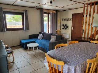 Villa d'angle spacieuse climatisée étage, clôturée dans domaine PORTES DU SOLEIL, 3 chambres, 7 couchages, wifi, accès payant aux piscines, 400m de la mer de portiragnes plage,LRPDSR6 - 7