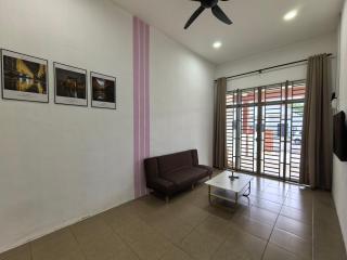 Suite Karangan Near Inokom - - 7