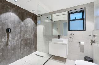 Urban Coast Retreat - 2