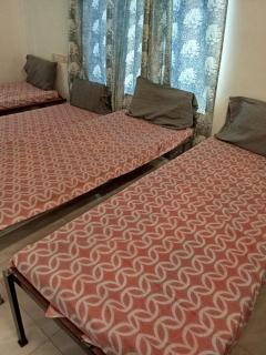 Royal AC & Non AC Dormitories - Trichūr - 1