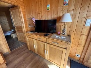 Chalet des Gardettes, belle vue 1220m d'altitude - Montgreleix - 9