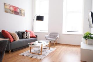 Modern Living in City Center - fully equipped - Wenen - 0