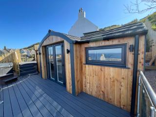 Gamrie Beach Bothy - 9