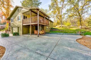 Yosemite Corner w NEW game room/Hot Tub/EV more - Oakhurst - 4