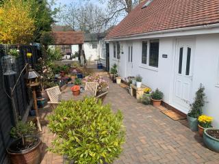 No - 48 Judith - Stratford-upon-Avon - 0