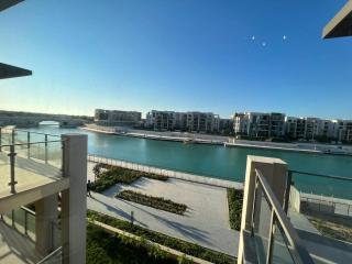 Chalet in Marassi Marina, Canal view with luxurious furniture - El Alamein - 0