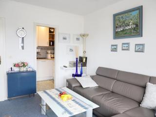 2-Zimmer-Appartement im 1. Obergeschoss mit Hallenschwimmbad und Sauna. - Westerland - 9