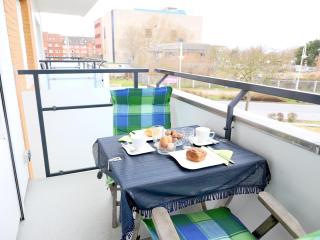 2-Zimmer-Appartement im 1. Obergeschoss mit Hallenschwimmbad und Sauna. - Westerland - 4