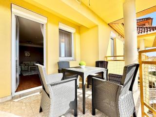 Riverside Residence Free Parking - 3