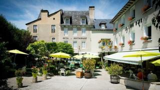 Hotel Le Lion d'Or - Saint-Geniez-dʼOlt - 0
