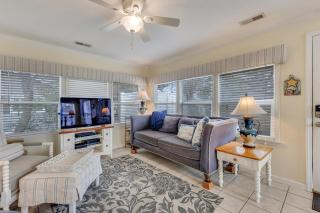 Barefeet Retreat by Carolina Beach Realty - Kure Beach - 0