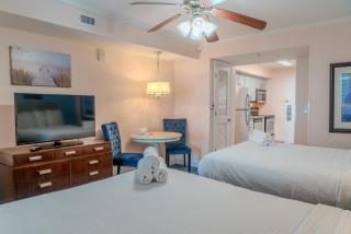 Towers On The Grove 724 Direct Oceanfront Suite Sleeps 6 guests - 2