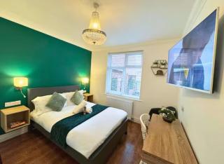 Quiet Garden Escape 3 Beds and Hot Tub Bliss - Londra - 8