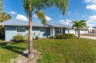 3 Bed, 3 Bath, Pool Home with Boat Dock - Sarasota - 5