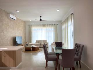 The Waterfront Residence - Jomba - 6