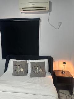 Aqua black studio room - Lagos - 4