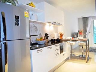 Emerald Patong New Studio with Balcony - Patong - 5