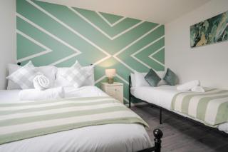 The Jade - Pool Table - Man Utd - City Centre - 4bd - Manchester - 8