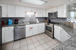 Nautilus Unit 2311 - 5