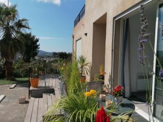 Appartement F1 location proche mer - La Garde - 0