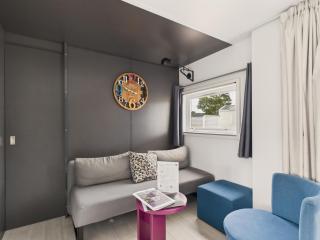 Joli chalet pour 6, résidence avec piscine - 4