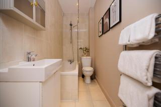 East Finchley Retreat - 2BDR Ground floor flat with Terraces - Londra - 5