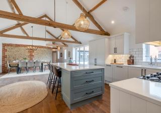 Walnut Tree Barn - Swannington - 0