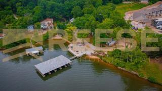 Beach Cabin #4 - Lake Ozark - 2