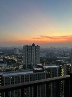 1BR Free pool&gym fast WIFI Airport Link - - 7