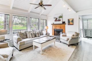 Lake & Golf Course Views: Big Canoe Home w/ Deck! - 7