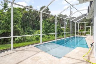 Beachside Bliss 3br, Heated Pool, Sleeps 10! - Vero Beach - 9