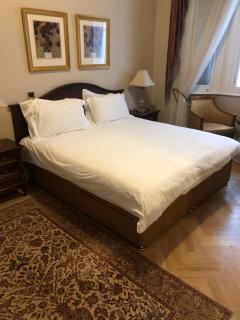 Willesden HK Hotel - London - 1