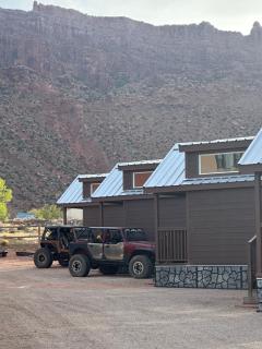 Arches Hut - 9