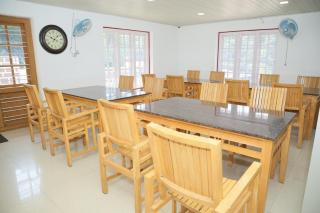 Hotel Yajna Comforts - 6