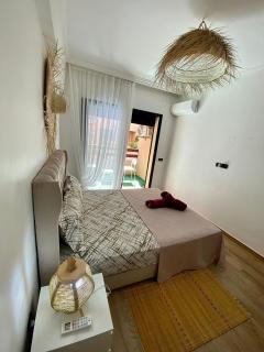 Appartement 2 chambres vue Piscine à Guèliz en face la gare de train marrakech - 7