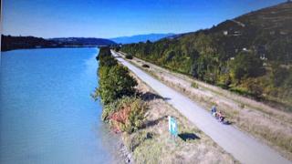 Camping à Condrieu, Mobil home 6 pers sur les bords du Rhône, avec parc aquatique - Condrieu - 1