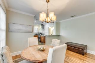 Stay and Play in Pensacola Apartment Near Dtwn - 3