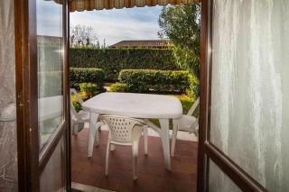 Residence MokyD13-piscina, WiFi, giardino,garage - 4