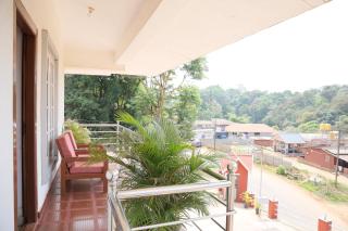 Hotel Yajna Comforts - Madikeri - 8