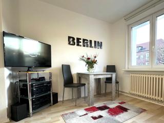 "IDEAL" - Berlin zu Zweit - citynah, verkehrsgünstig, WLAN, Supermarkt, flexibler Check-In - Berlino - 7