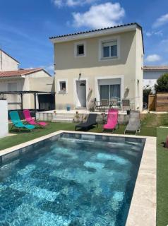Villa ensoleillée avec piscine route des plages - Aimargues - 5
