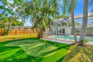 Breezy Pineapple Getaway - Largo - 3