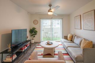 Desert Chic Apartment - Tempe - 9