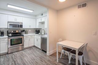 Desert Chic Apartment - Tempe - 5