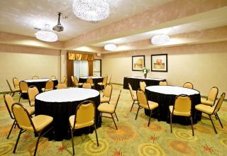 Holiday Inn Express & Suites Dallas East - Fair Park by IHG - Dallas - 9